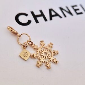 Chanel Limited Edition Holiday 2024 Snowflake Charm
